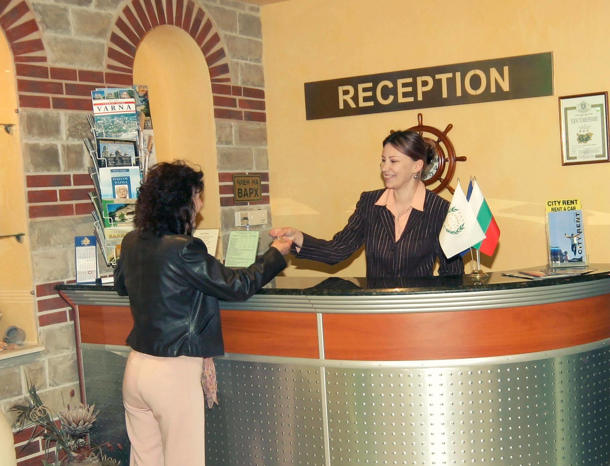 Dionis Hotel Varna Luaran gambar